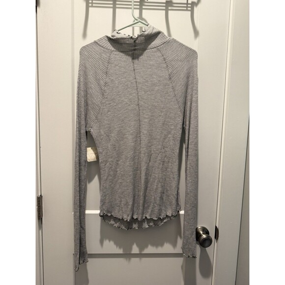 Free People L5116 Gray Heathered Waffle Make It Easy Thermal Top Size M NWT - Picture 7 of 7
